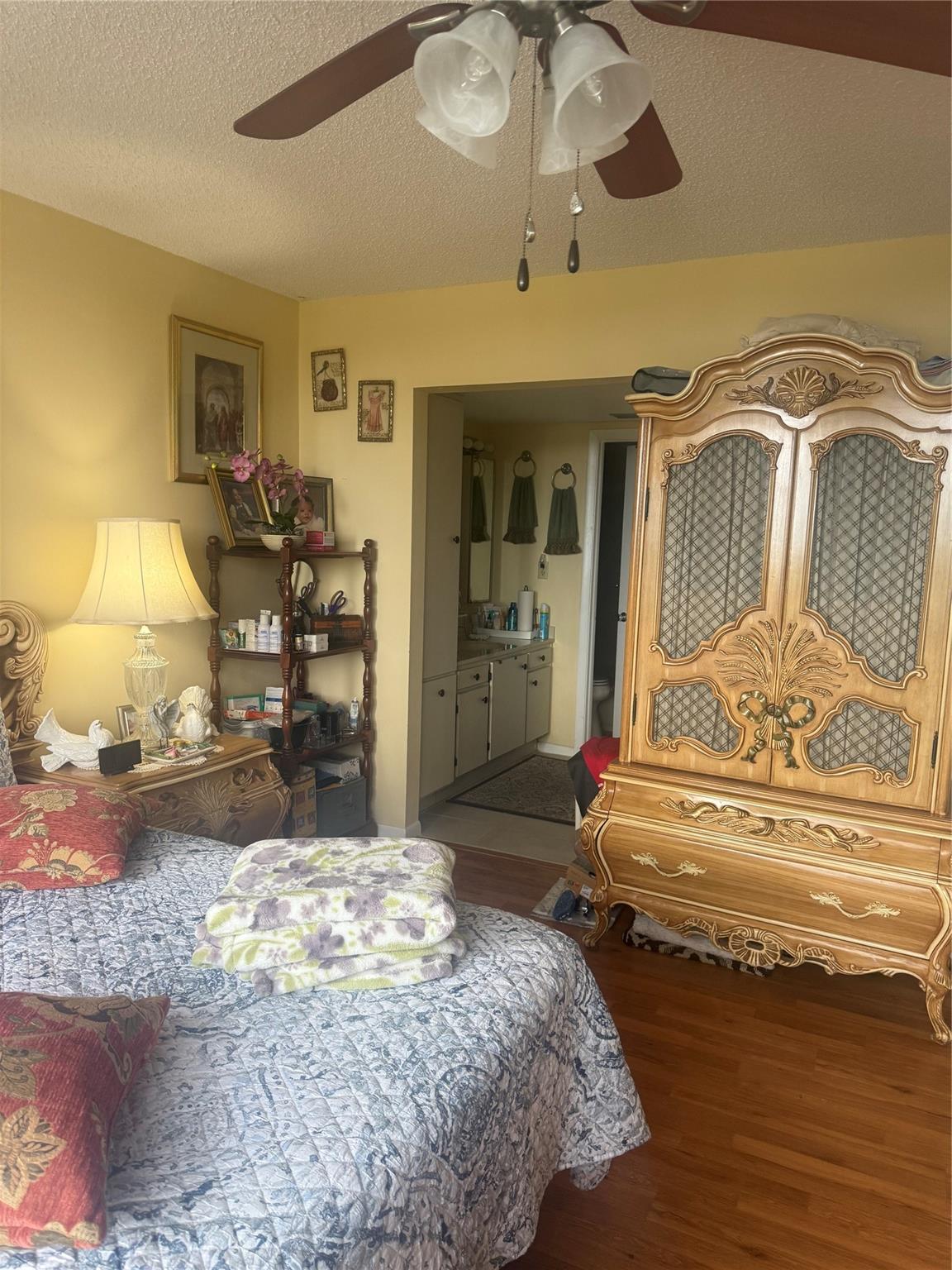 Colony Point - Residential