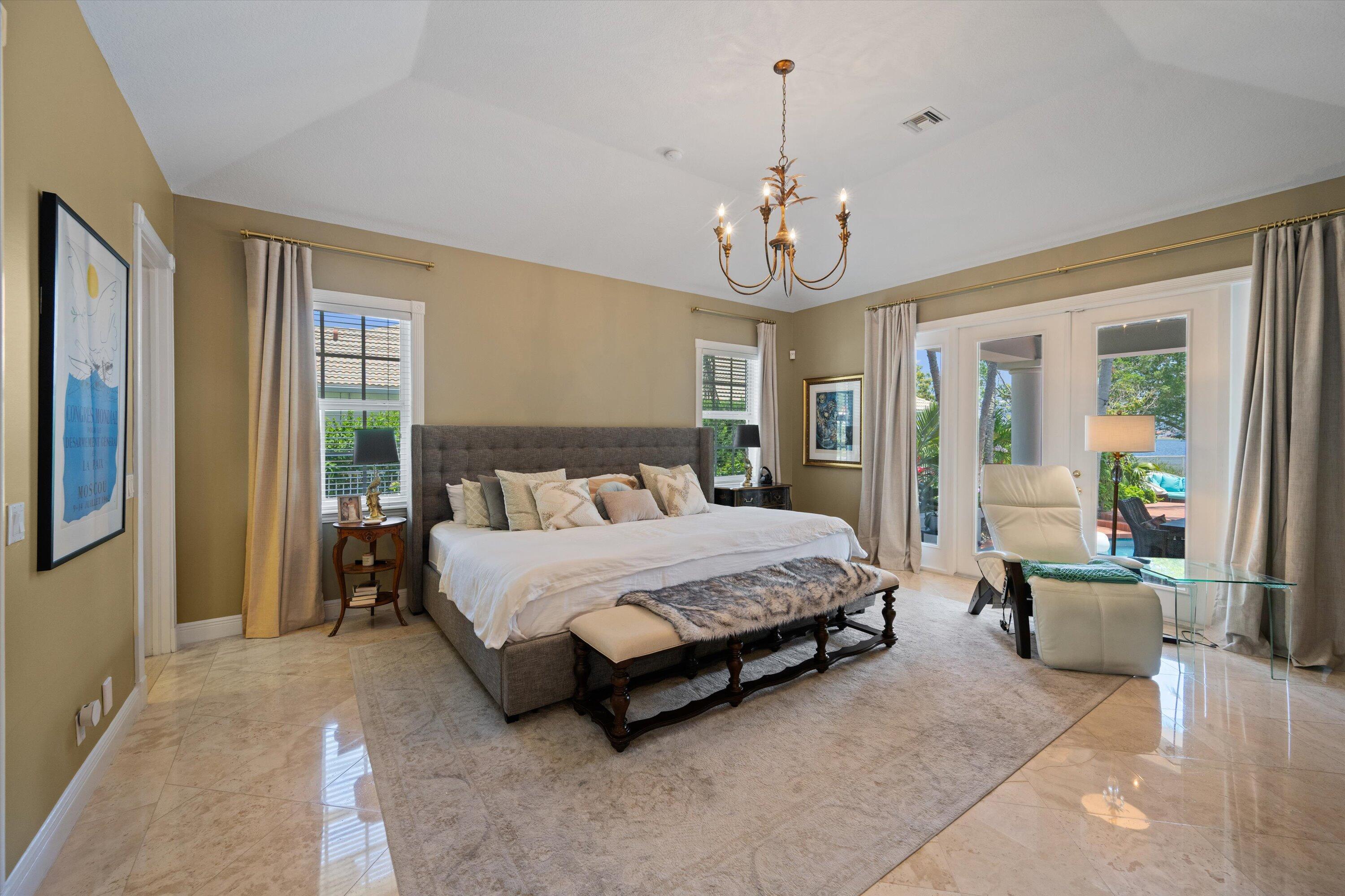 PRESIDENT COUNTRY CLUB PL 4 - Residential