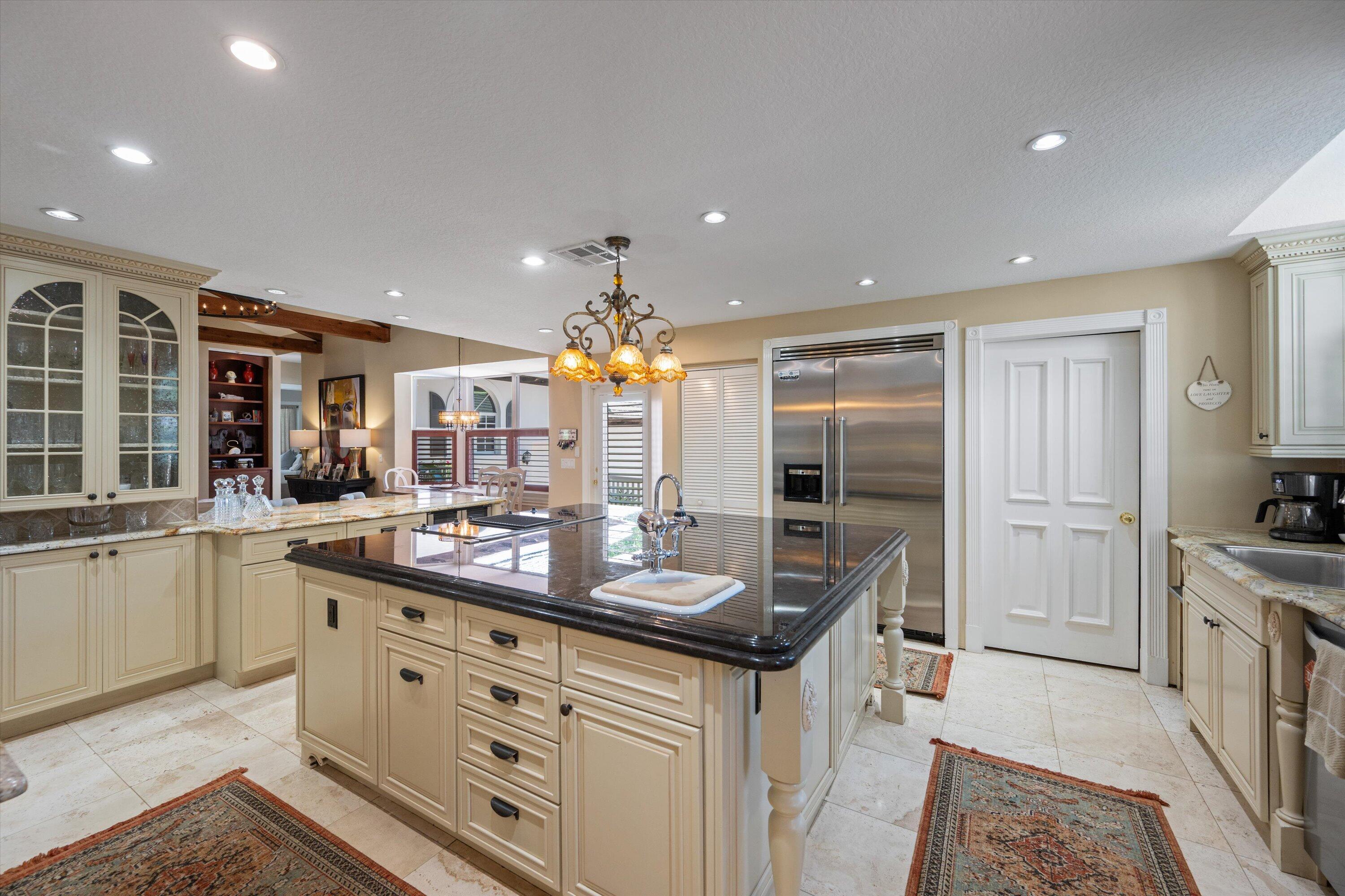 PRESIDENT COUNTRY CLUB PL 4 - Residential