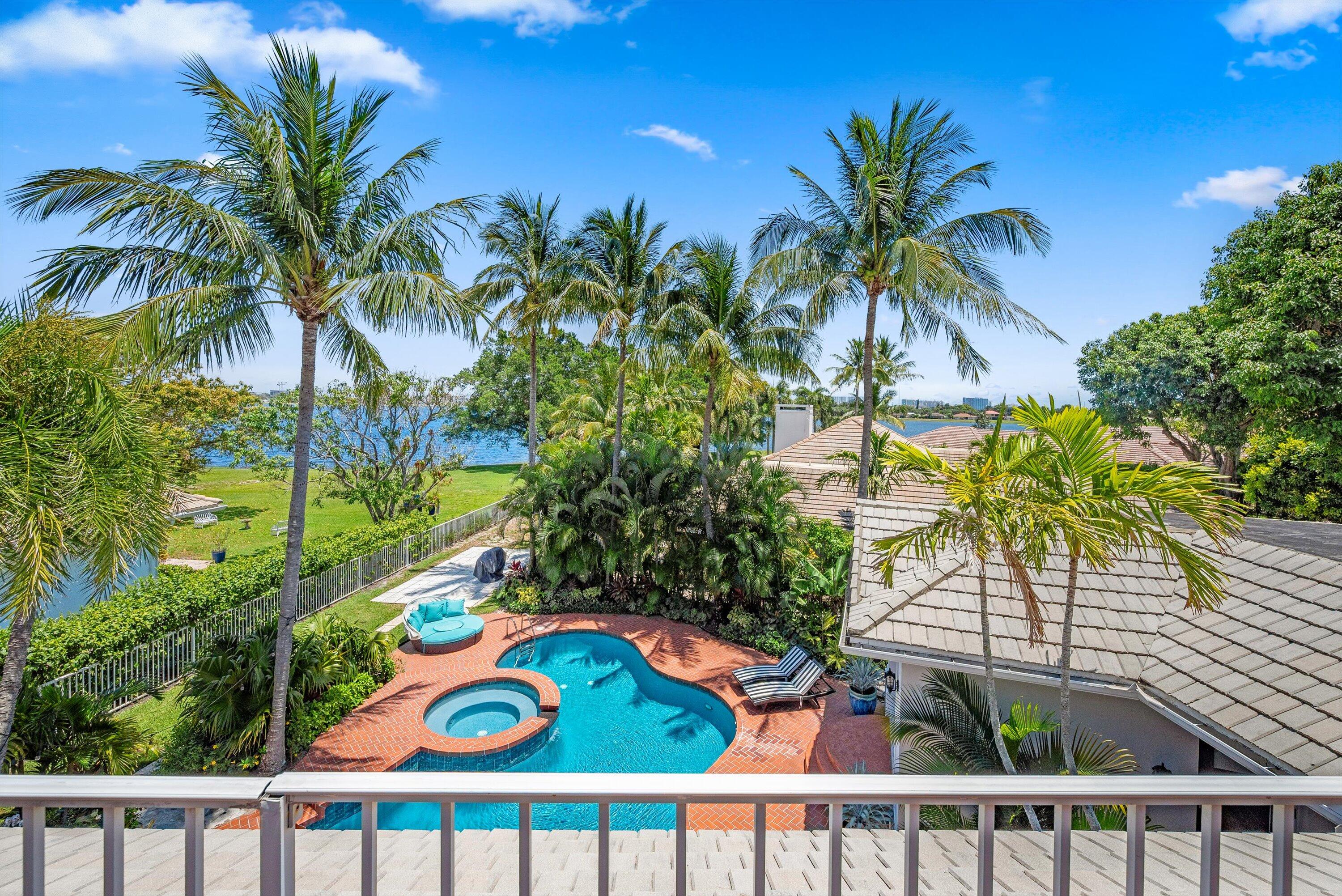 PRESIDENT COUNTRY CLUB PL 4 - Residential