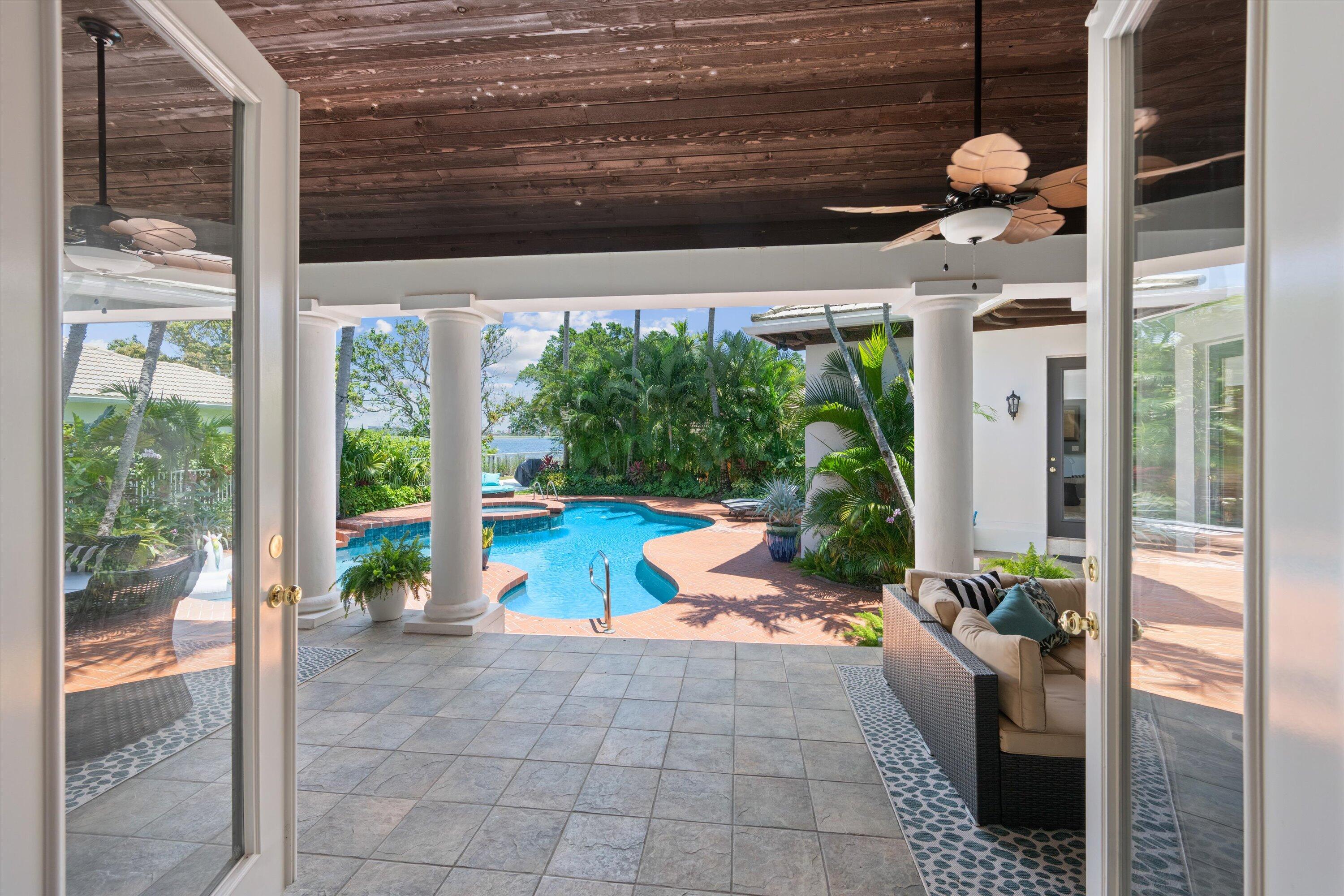 PRESIDENT COUNTRY CLUB PL 4 - Residential