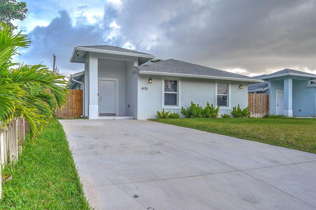 Photo of 4175 Pot O Gold Street, West Palm Beach, FL 33406 (MLS # R10966913)