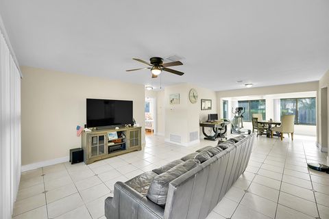 A home in Deerfield Beach