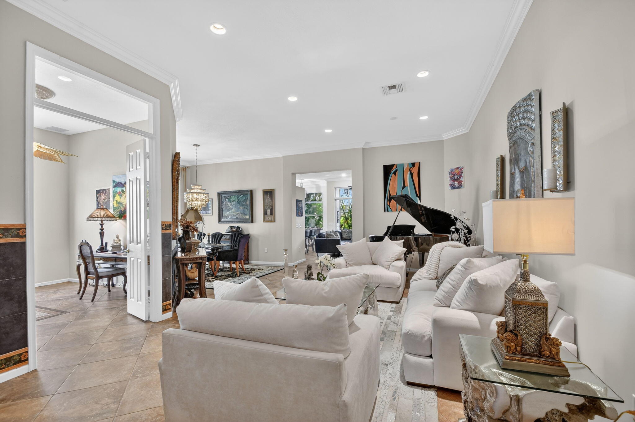 Properties 9842 Via Elegante