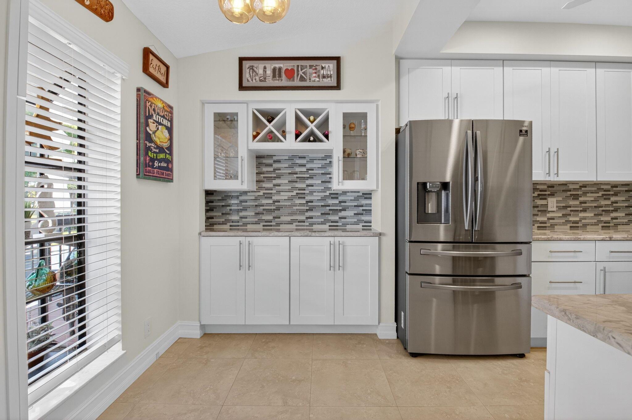 BOCA DELRAY I-III CONDO S - Residential Lease
