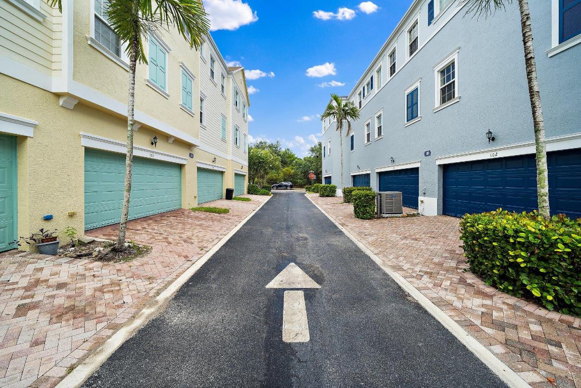 SANDPIPER COVE AT BOTANICA CONDO - Residential Lease