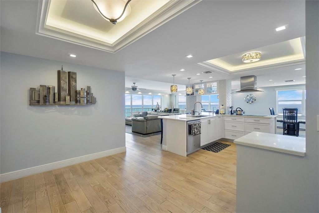 SOUTHPOINT - Residential