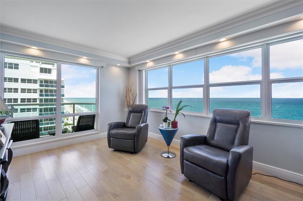 SOUTHPOINT - Residential