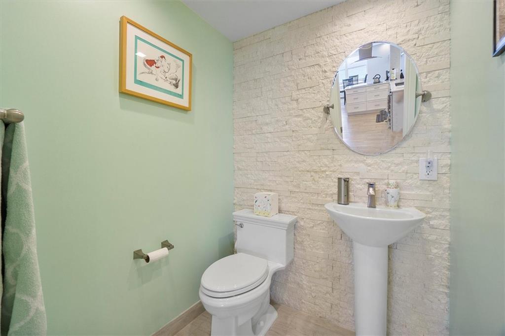 SOUTHPOINT - Residential