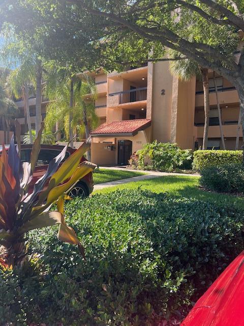 LAVERS DELRAY RACQUET CLUB CONDO - Residential