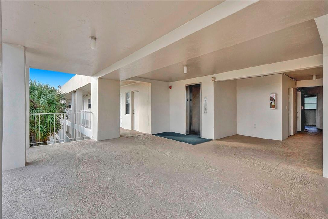 NO 34 PALM-AIRE COUNTRY CLUB - Residential Lease