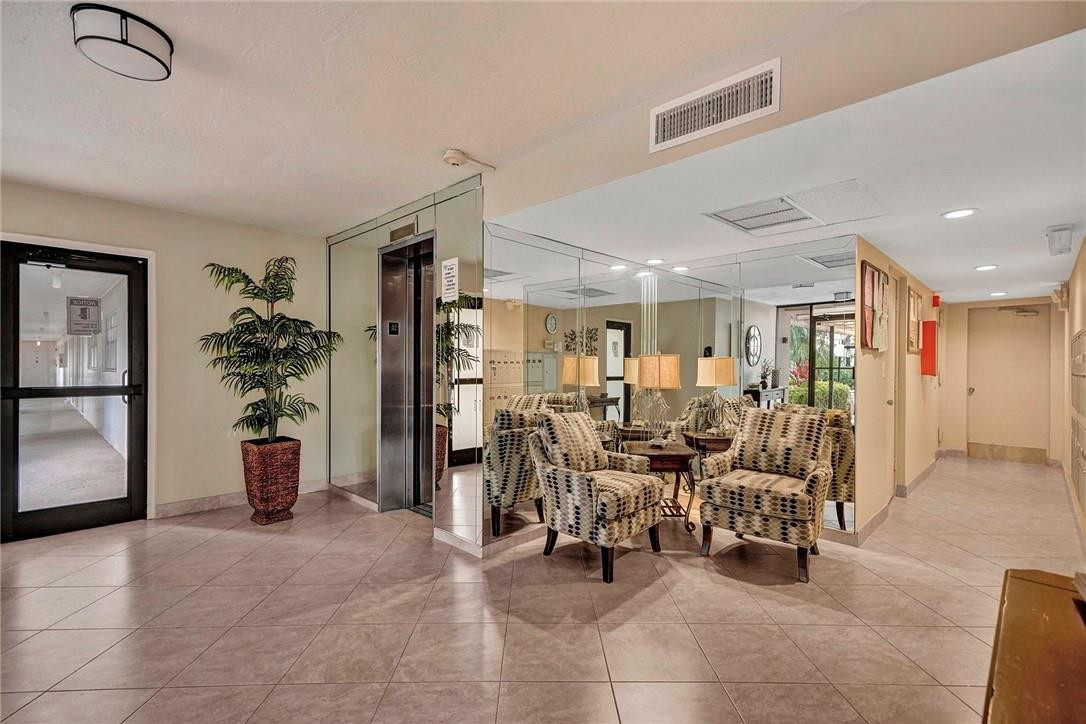 NO 34 PALM-AIRE COUNTRY CLUB - Residential Lease