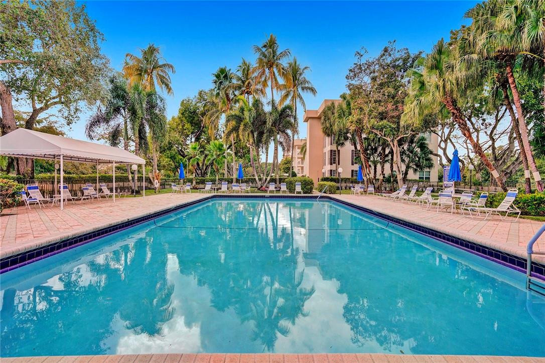 NO 34 PALM-AIRE COUNTRY CLUB - Residential Lease