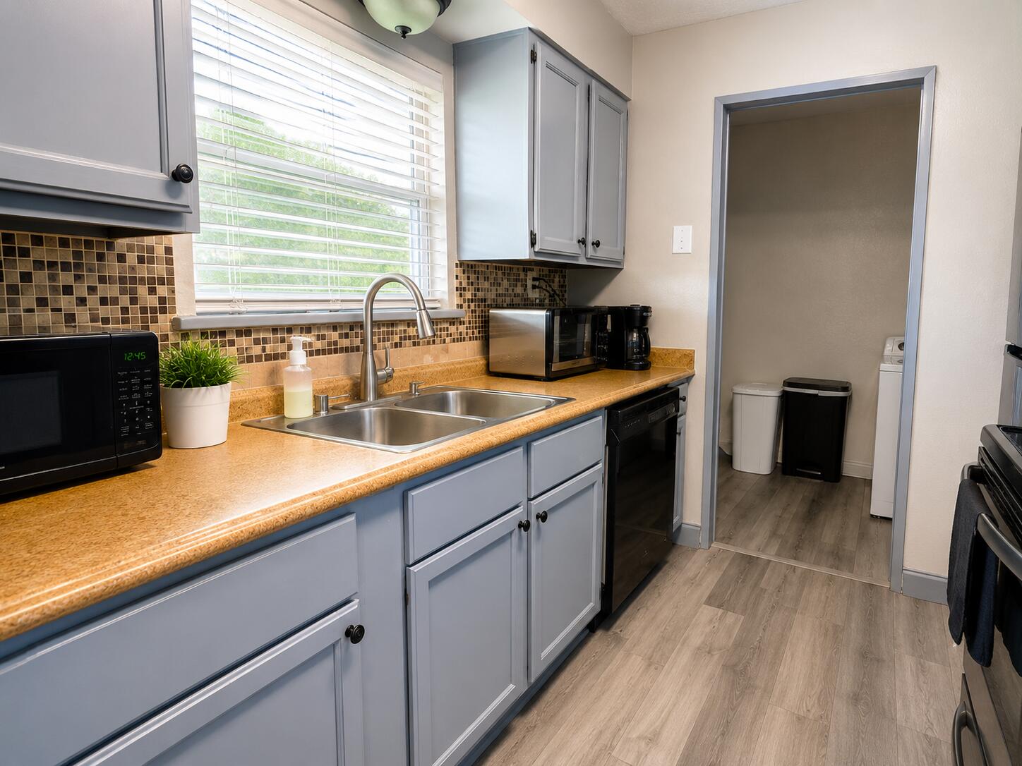 LAKE RIDGE ESTATES S/D - Residential