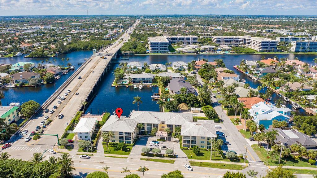 DELHAVEN CONDO - Residential Lease