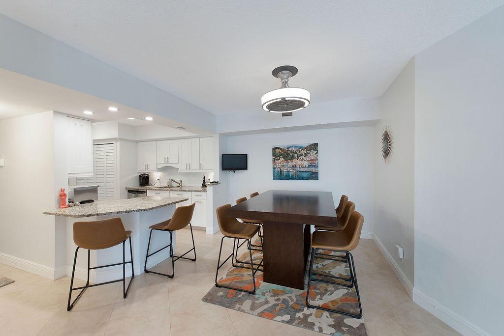 DELHAVEN CONDO - Residential Lease