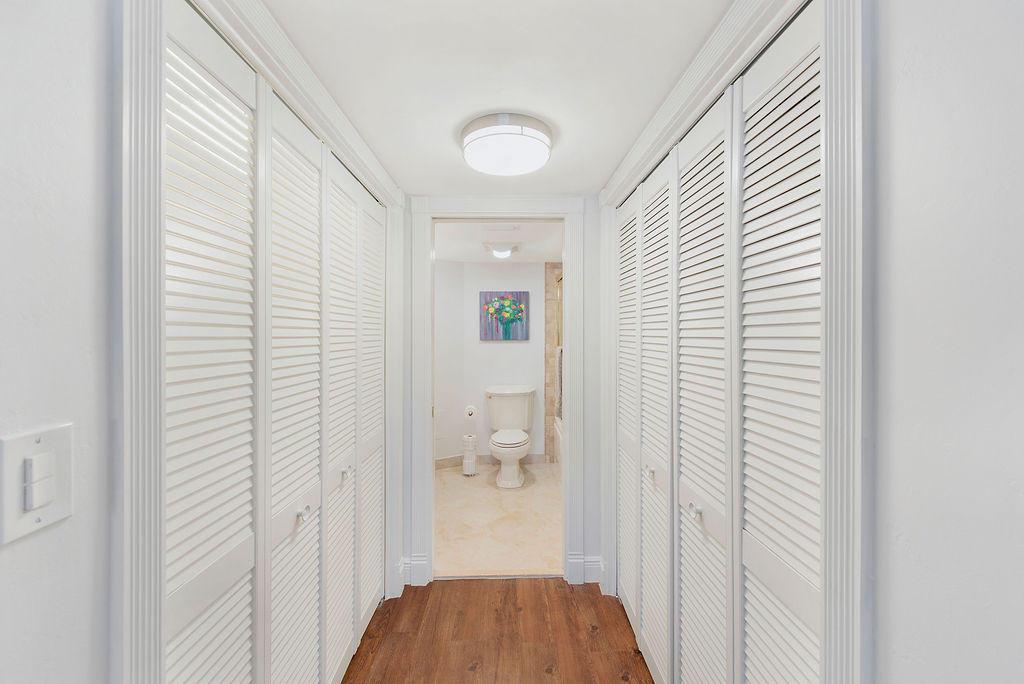 DELHAVEN CONDO - Residential Lease