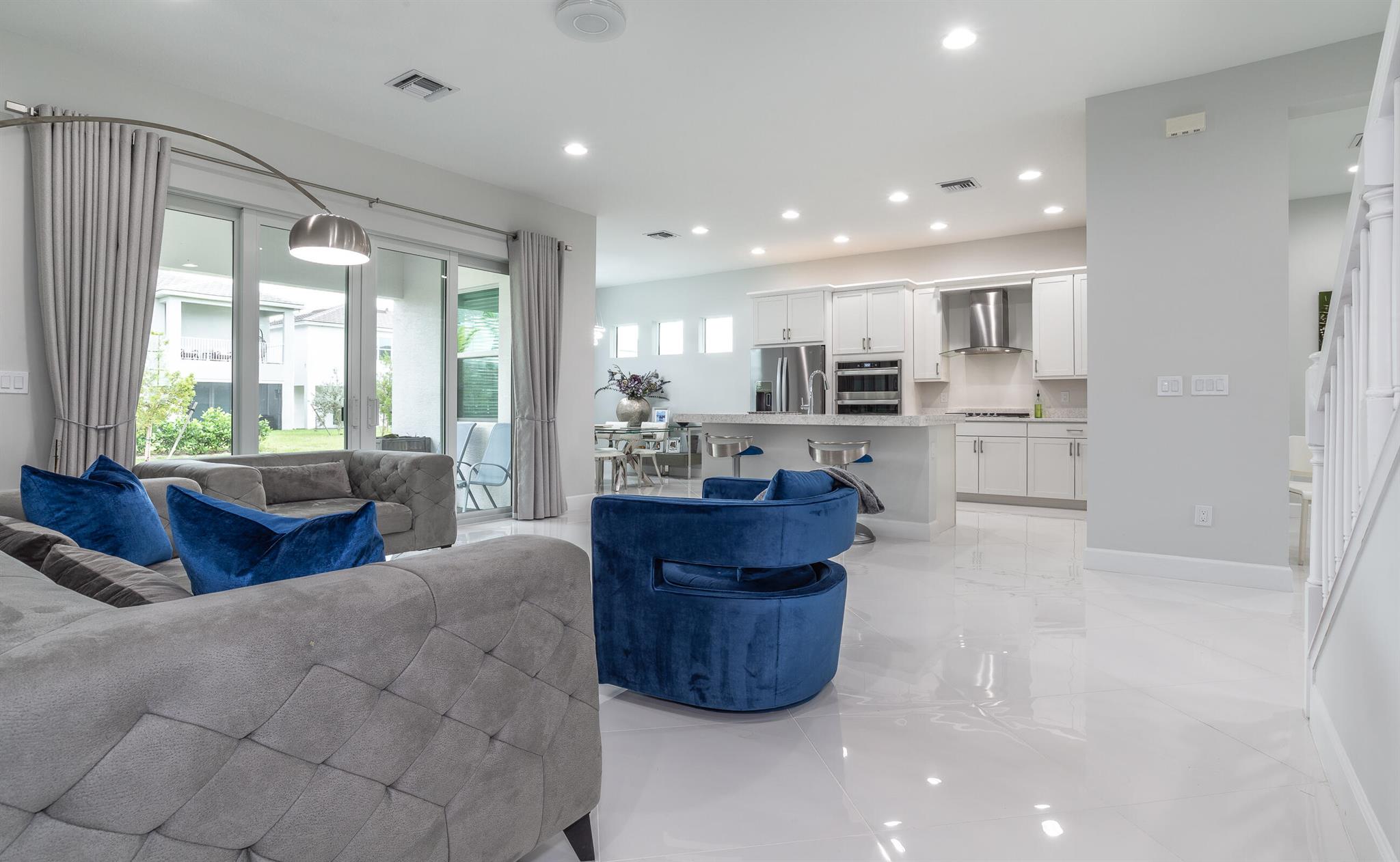 ORCHARDS OF WESTLAKE PHAS - Residential