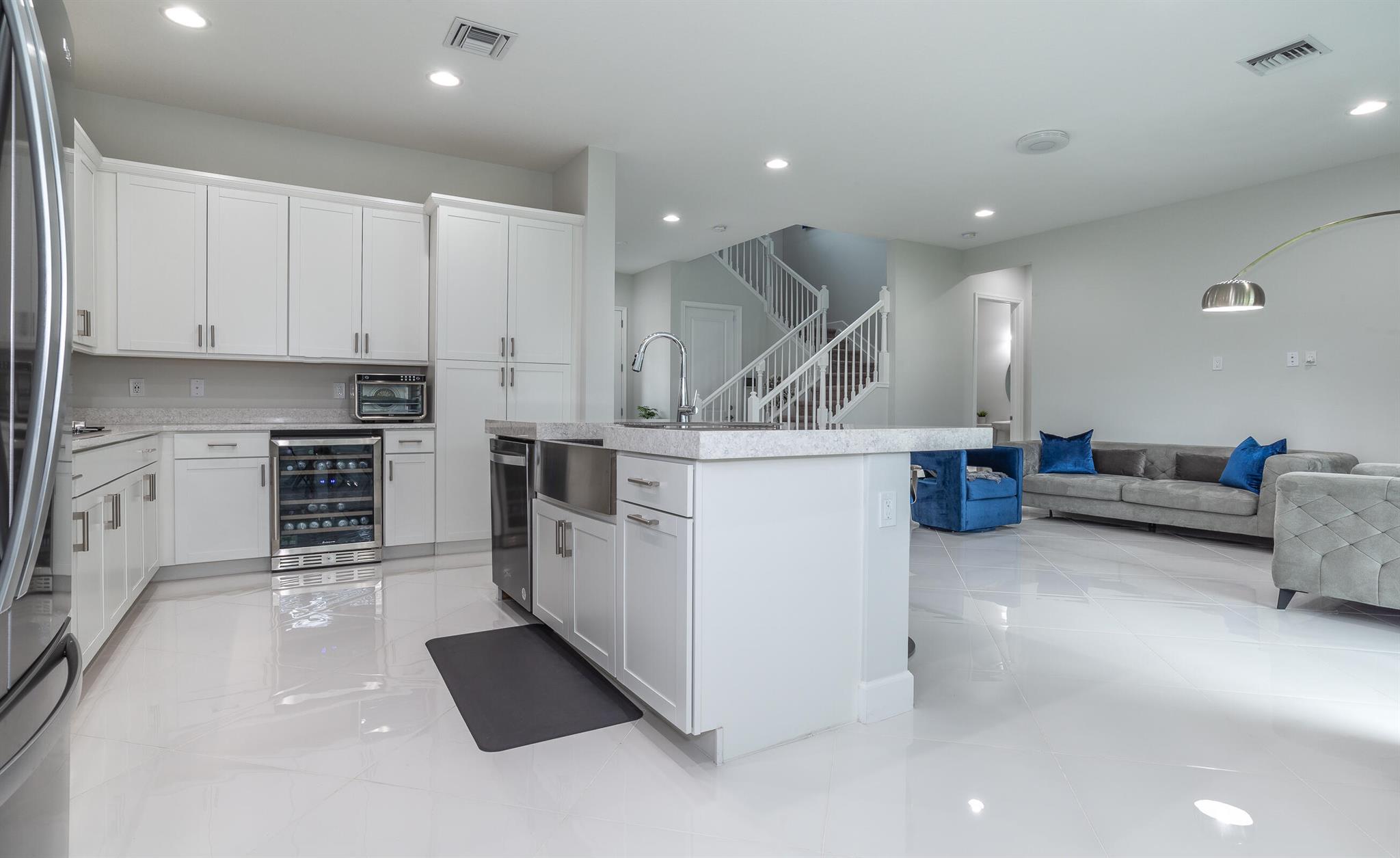ORCHARDS OF WESTLAKE PHAS - Residential