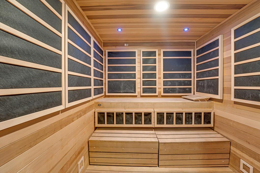 MARINA VILLAGE AT BOYNTON - Residential Lease