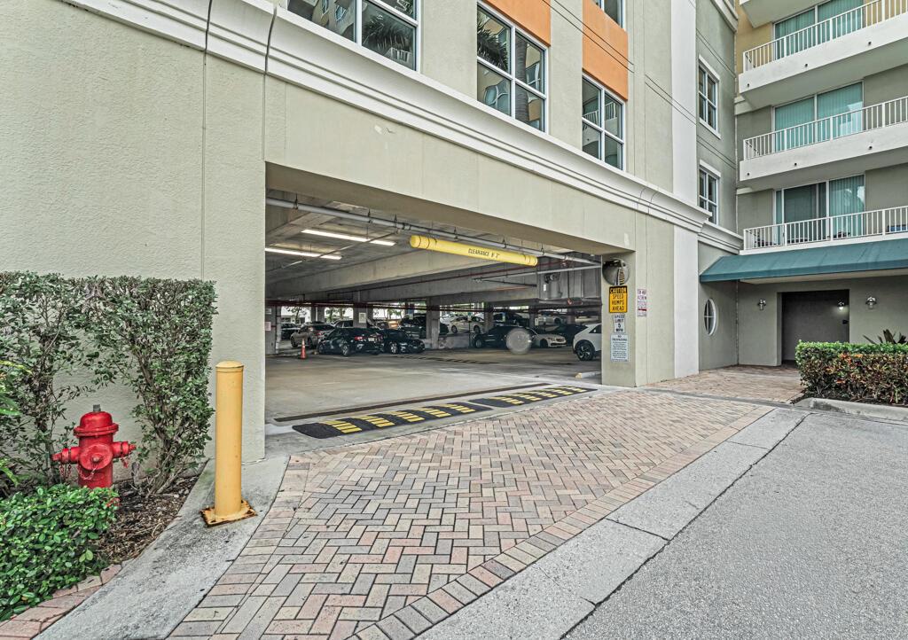 MARINA VILLAGE AT BOYNTON - Residential Lease