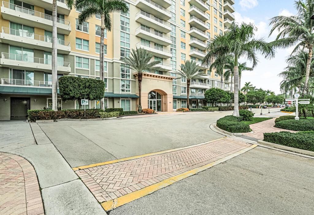 Photo of 625 Casa Loma Boulevard #707, Boynton Beach, FL 33435 (MLS # R11131713)