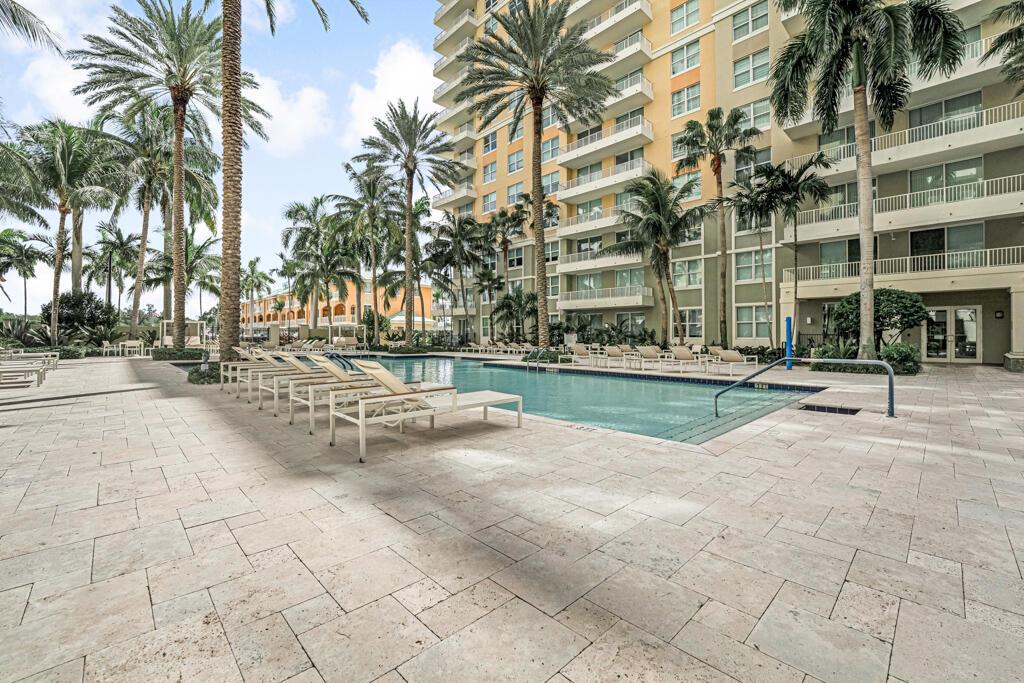 MARINA VILLAGE AT BOYNTON - Residential Lease