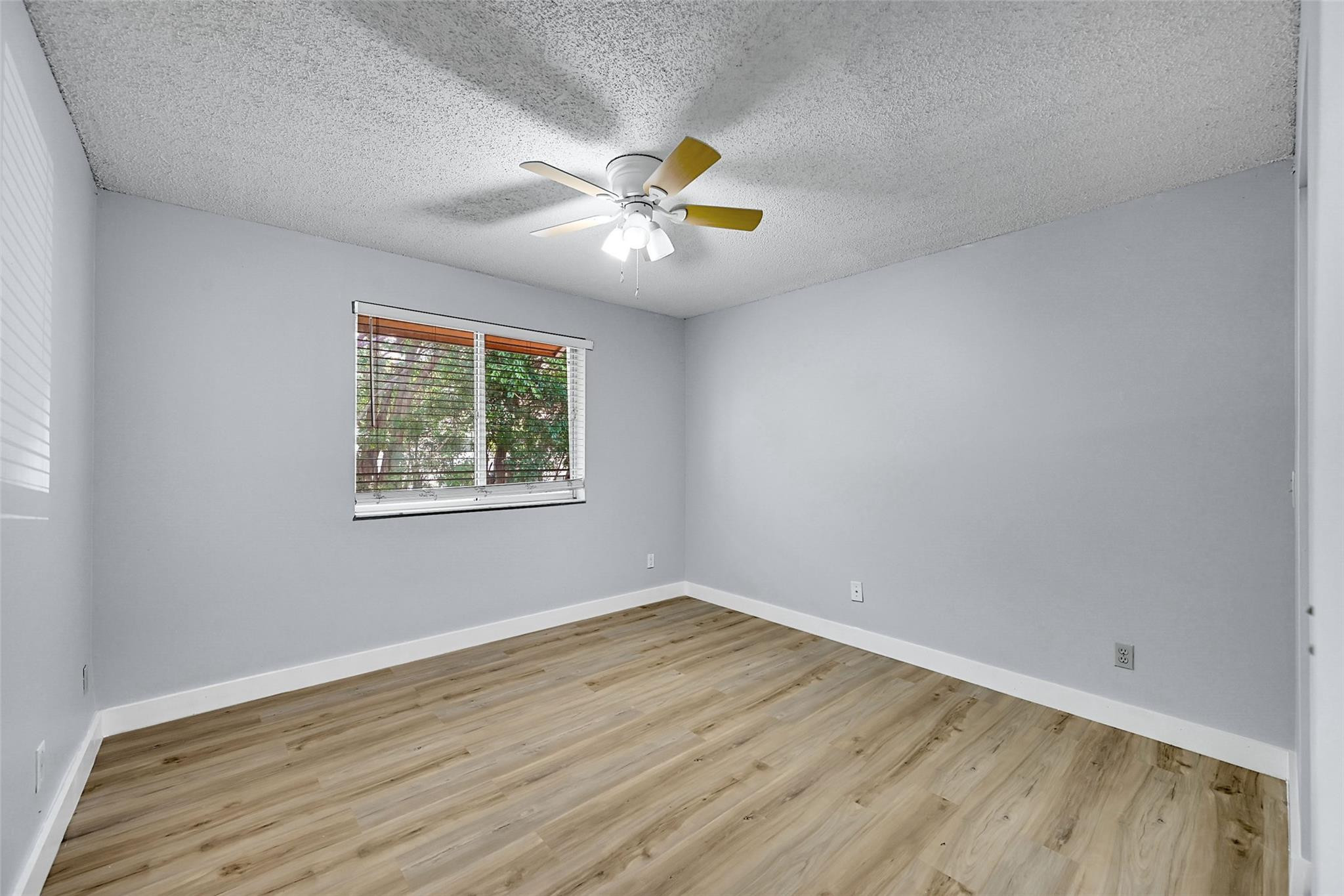 THE COLONNADES CONDO - Residential