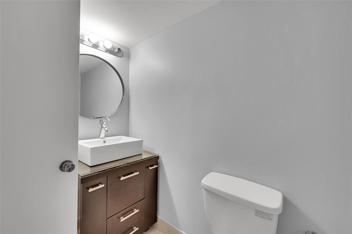 THE COLONNADES CONDO - Residential