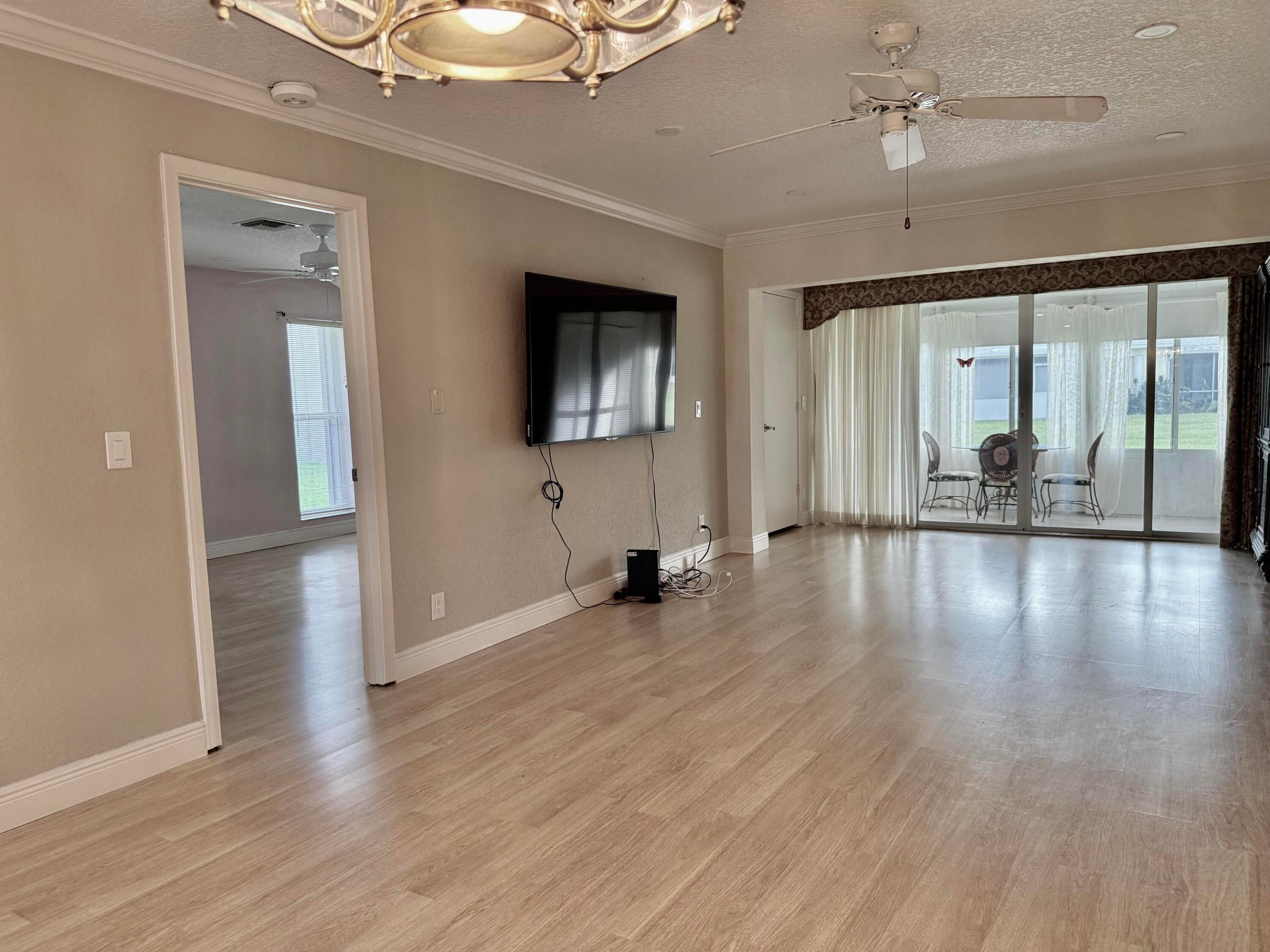PINES OF DELRAY NORTH CONDO - Residential