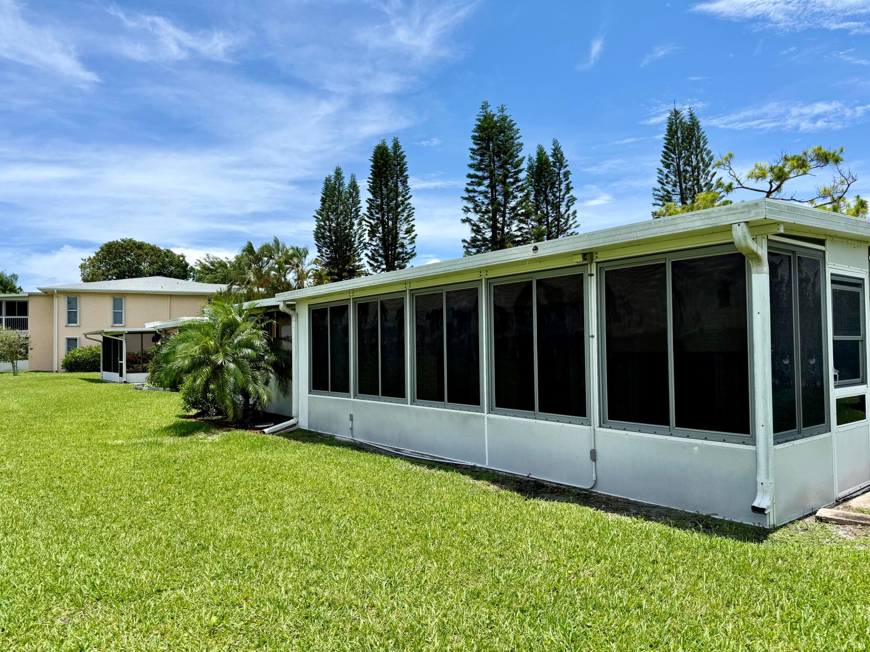 1460 NW 19th Terrace 71-a, Delray Beach, FL, 33445/$180,000 4 1460 NW 19th Terrace 71-a