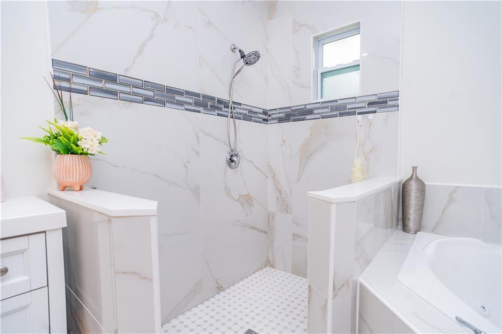 SEBASTIAN HIGHLANDS UNIT 8 - Residential