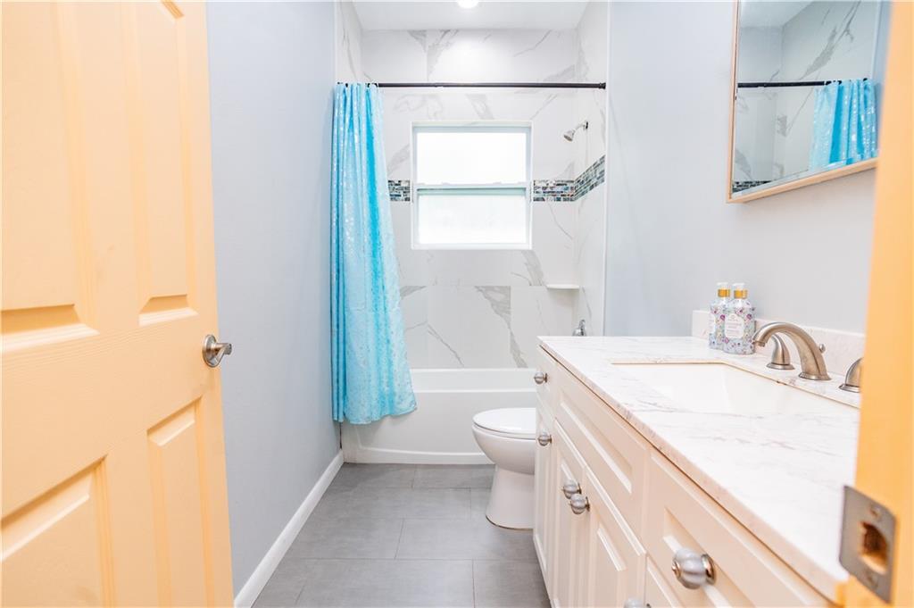 SEBASTIAN HIGHLANDS UNIT 8 - Residential