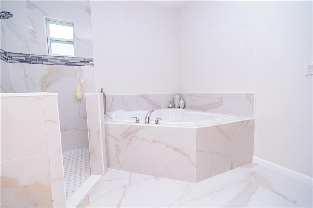 SEBASTIAN HIGHLANDS UNIT 8 - Residential