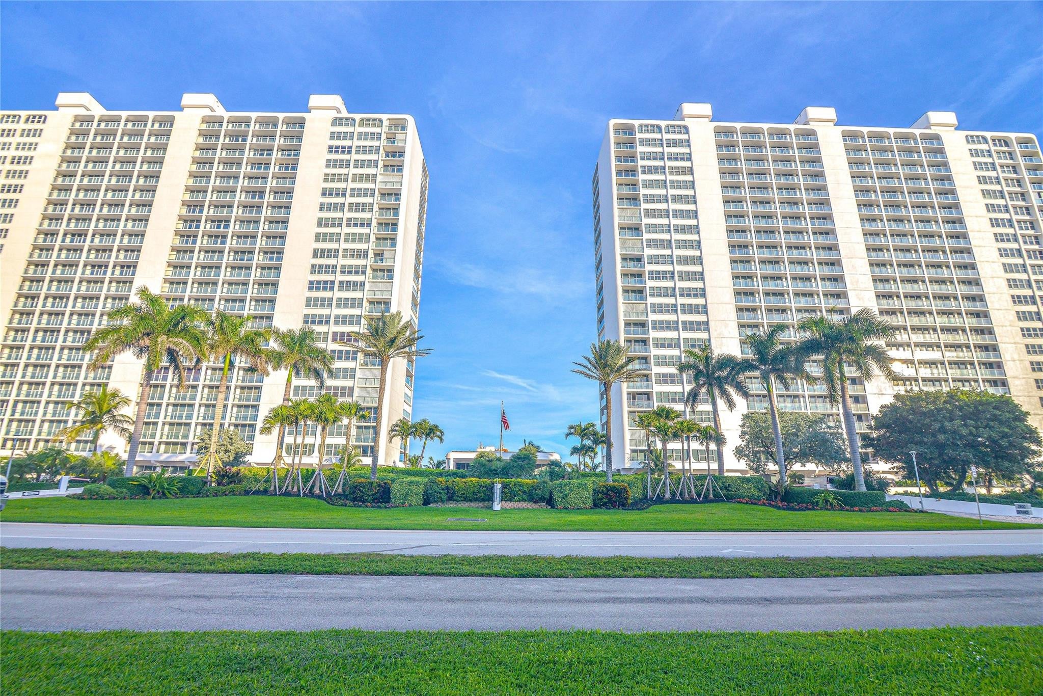 2800 S OCEAN Boulevard 15L