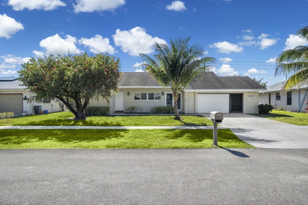 Photo of 14829 Summersong Lane, Delray Beach, FL 33484 (MLS # R10976379)