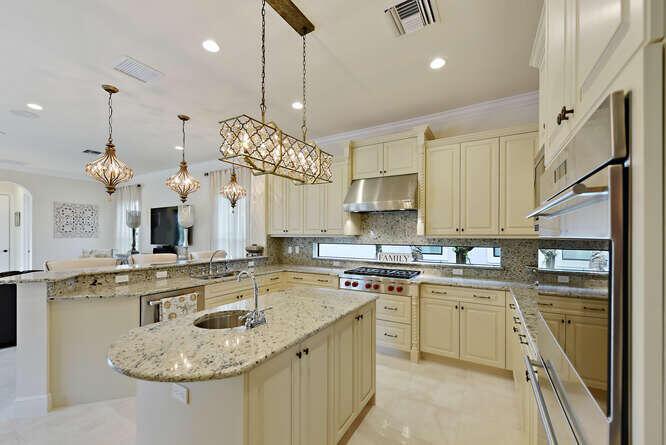 ROYAL PALM POLO PLAT - Residential Lease