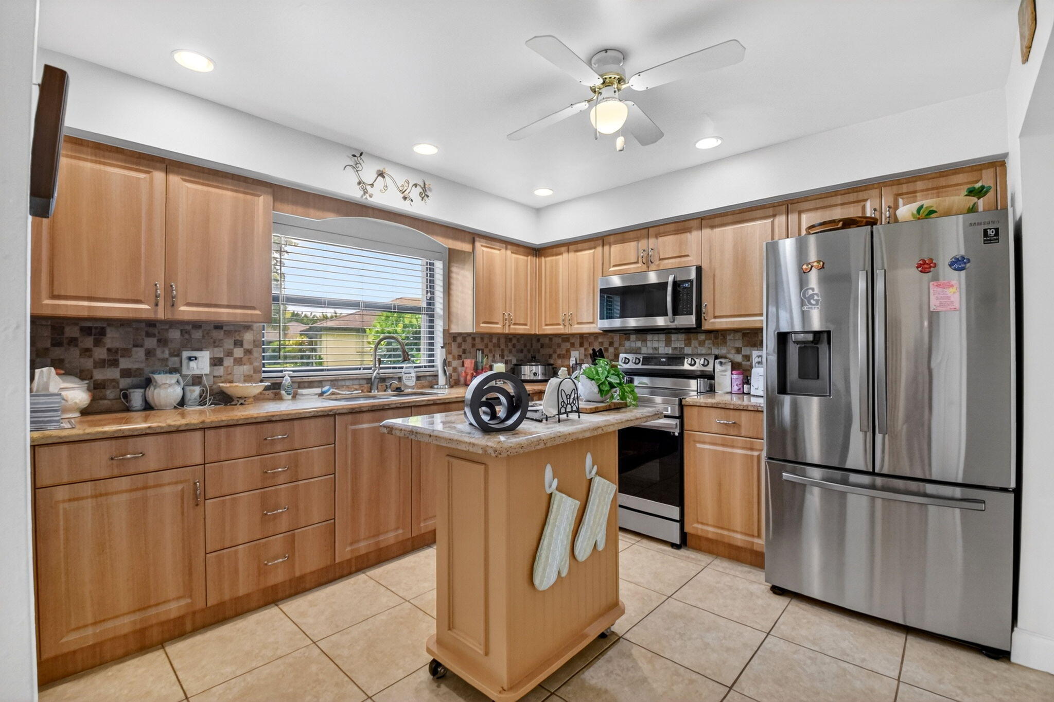 GREENTREE VILLAS CONDO - Residential