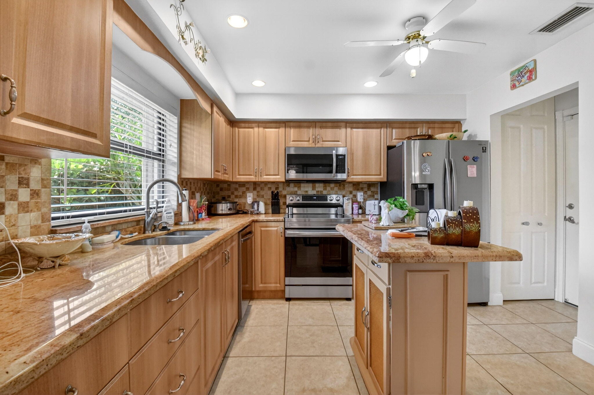 GREENTREE VILLAS CONDO - Residential
