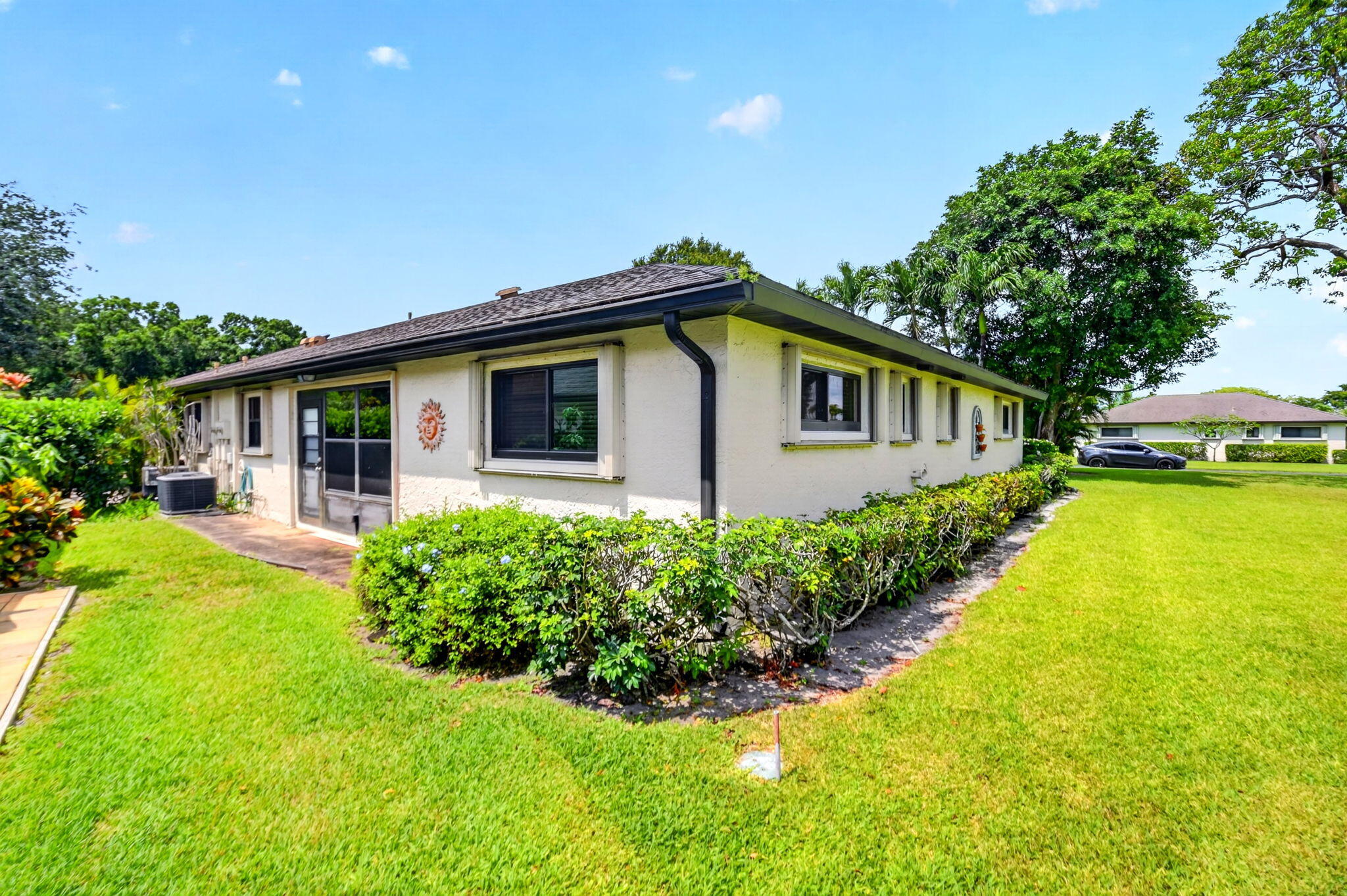 GREENTREE VILLAS CONDO - Residential