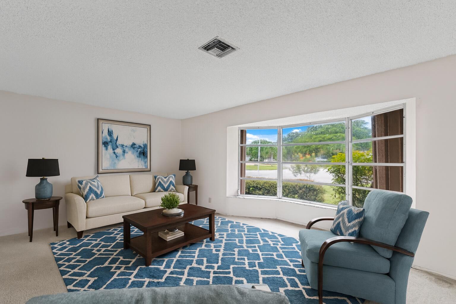 8675 NW 28th Drive, Coral Springs, FL, 33065/$525,000 3 8675 NW 28th Drive