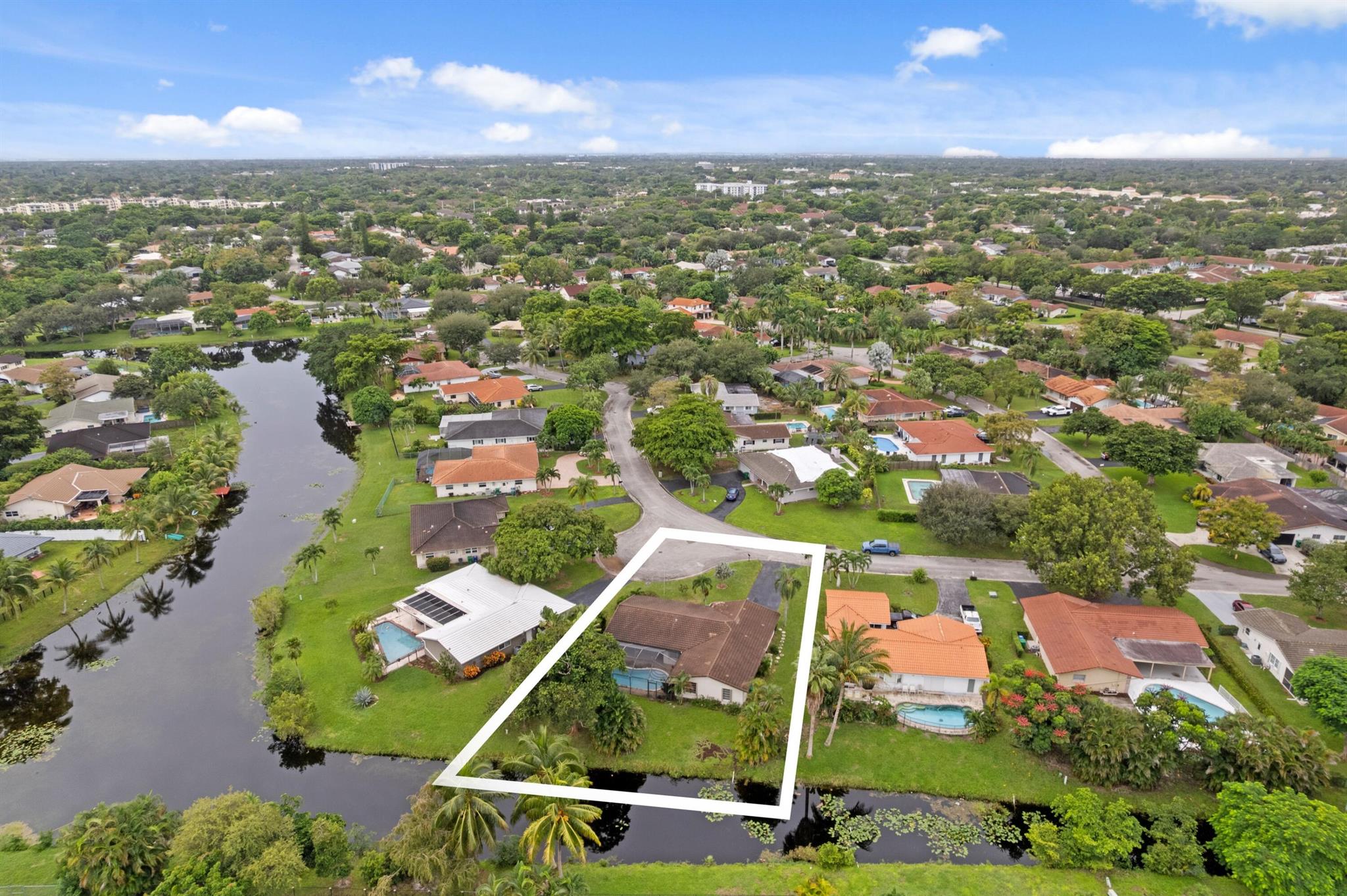 FOREST HILLS - Residential