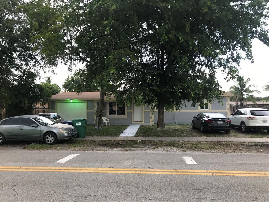 Great 3/2 home close to everything: Newly renovated , BRAND NEW KITCHEN AND BATH ROOMS ! minutes to I-95, Palmetto, 441, Turnpike and the beaches. Home is in excellent conditions and in a great area with great schools. 3/2 with a long 2 car garage (could be converted in living area). Huge backyard with kennel enclosure, sprinklers, alarm & new roof in 2018 !!!! ** Tenant occupied , will be ready by 7-1-20**