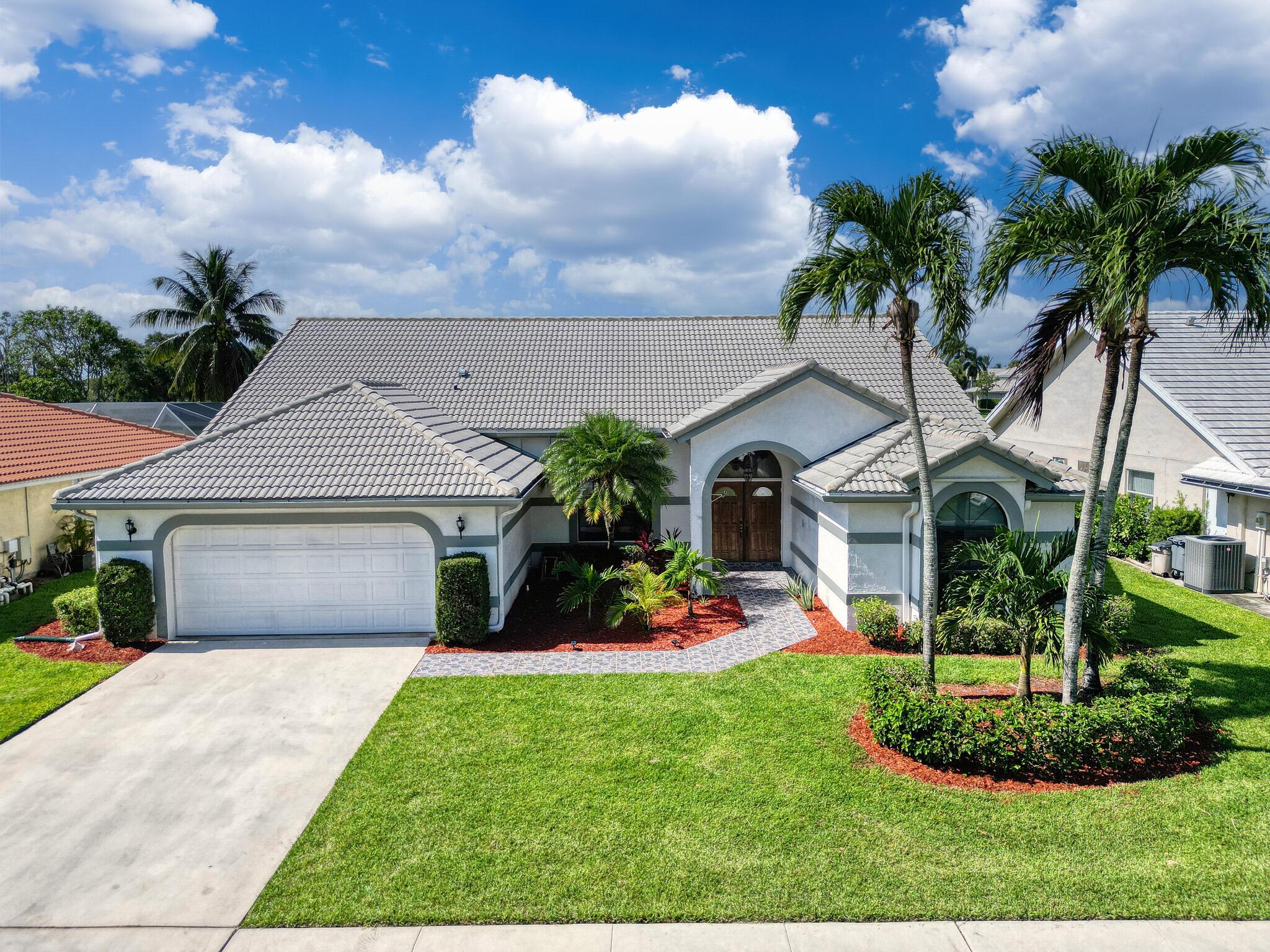 6879 Lake Island Drive