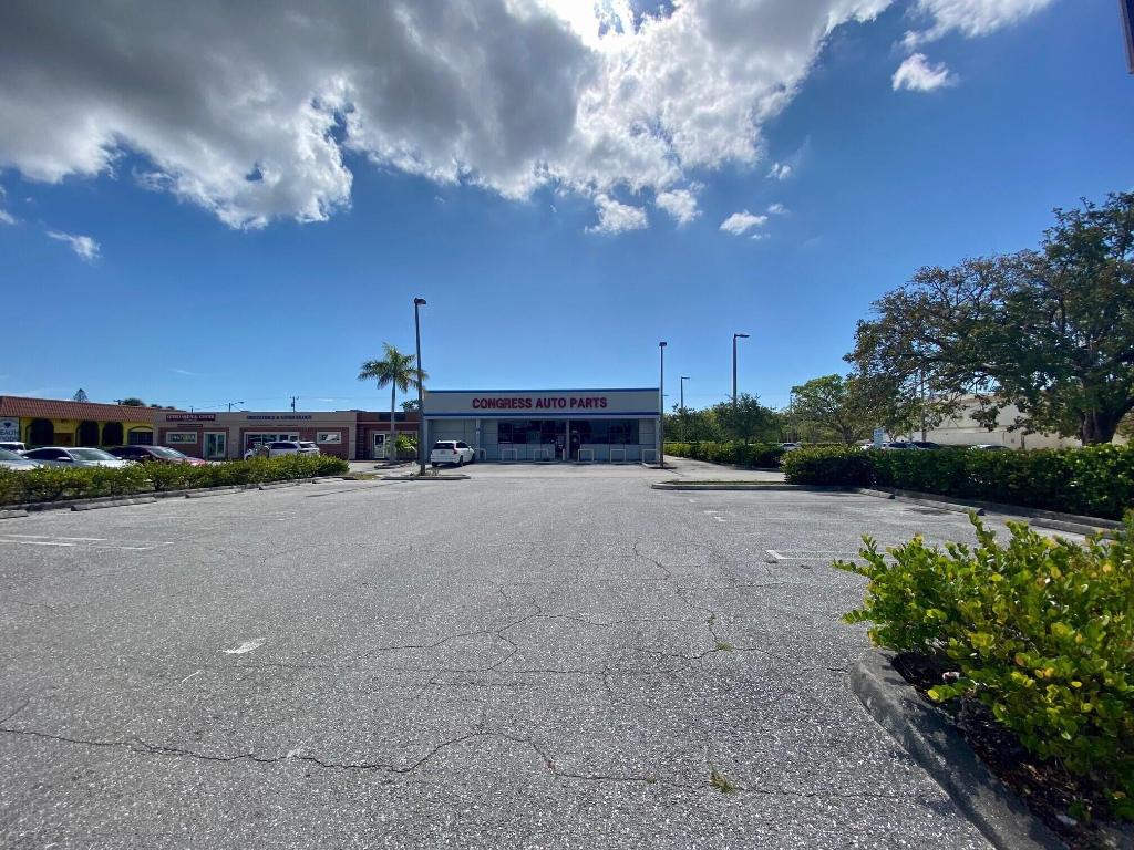 3156 S Congress Avenue