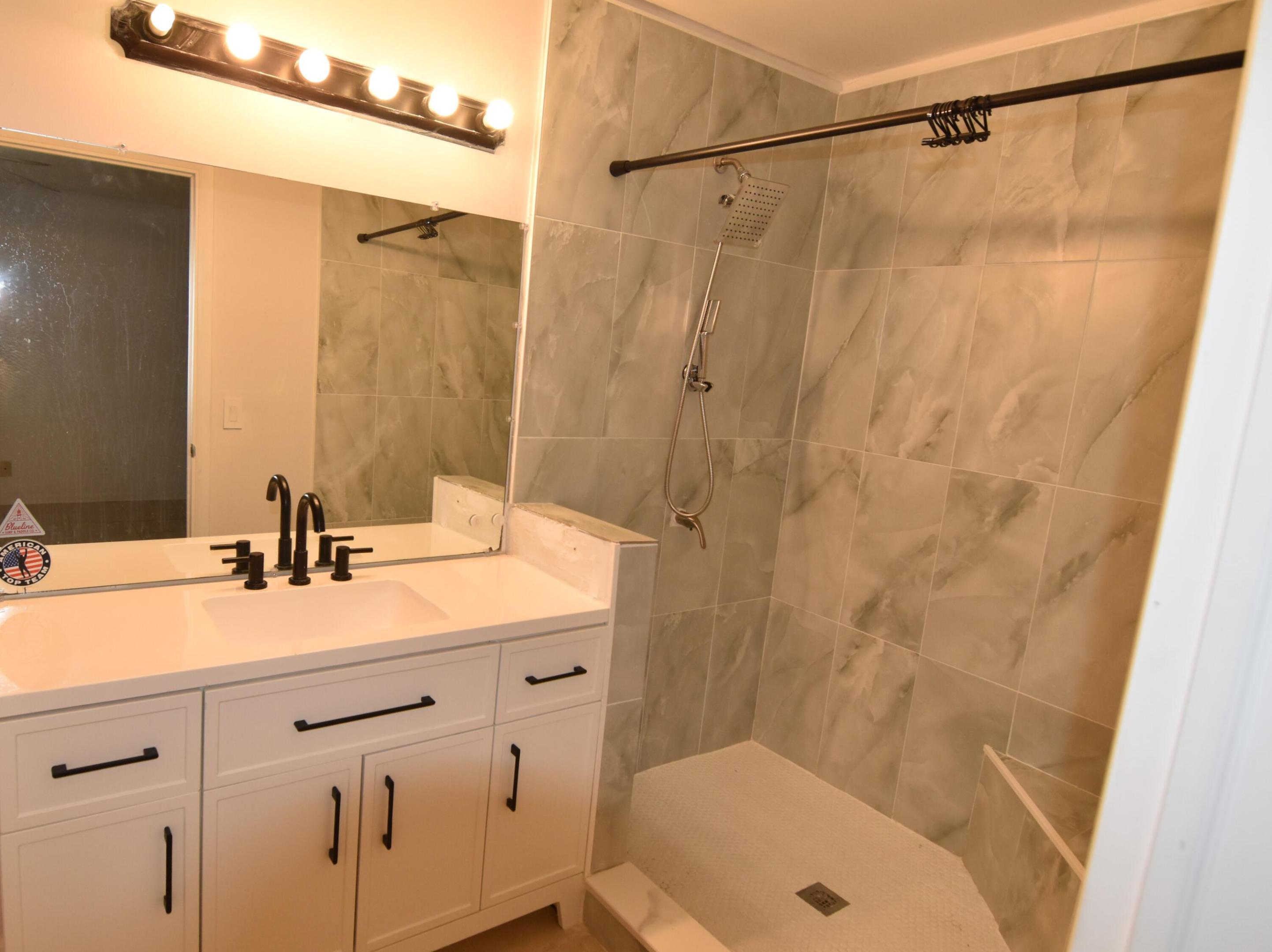 CROSSINGS OF BOYNTON BEACH CONDO - Residential