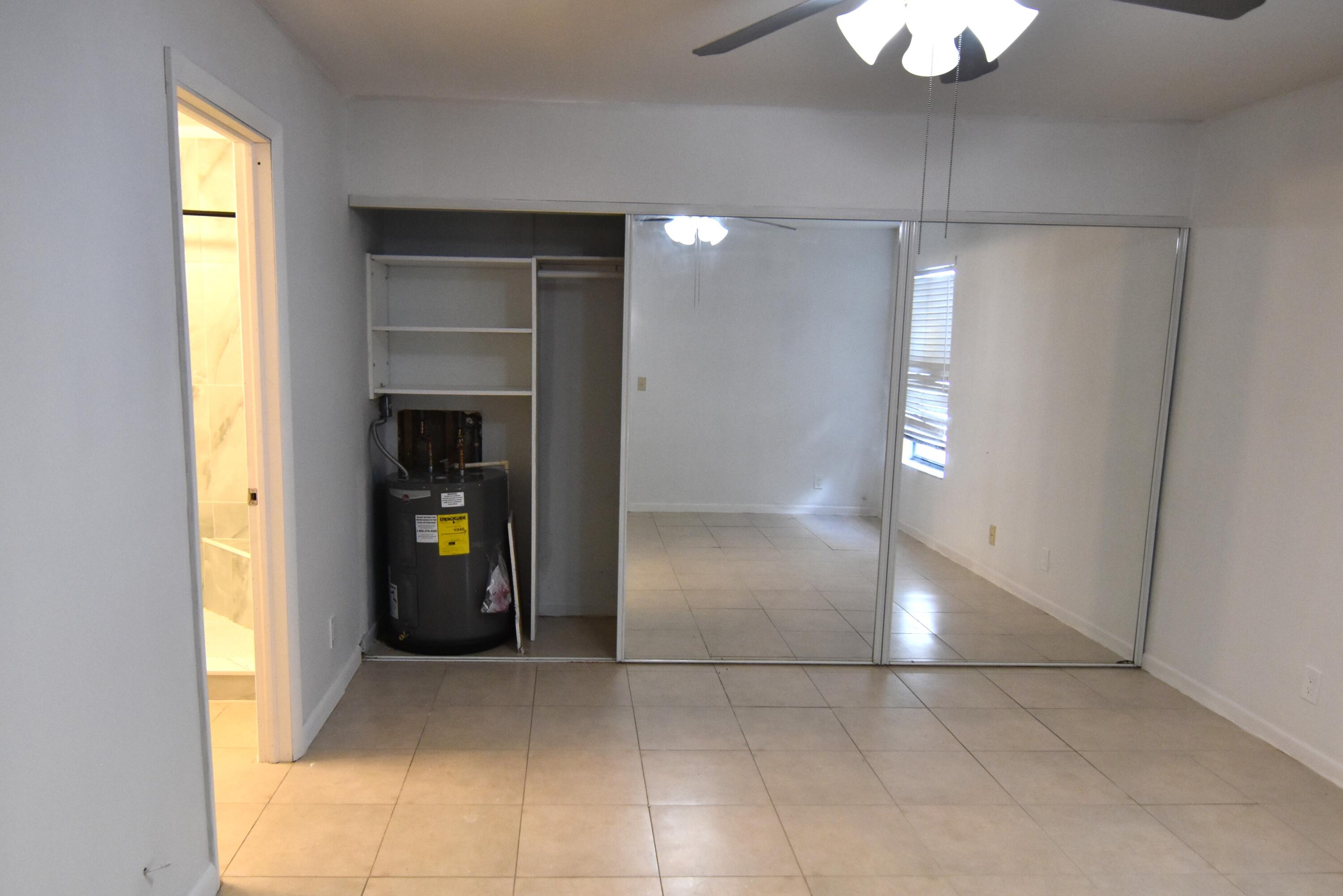 CROSSINGS OF BOYNTON BEACH CONDO - Residential