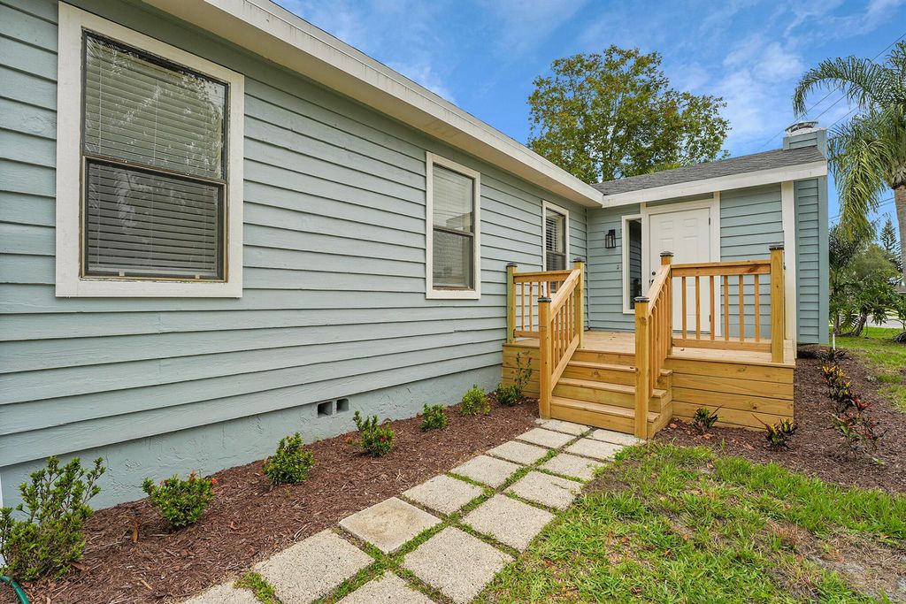 Photo of 1701 SE Floresta Drive, Port Saint Lucie, FL 34983 (MLS # R11074749)