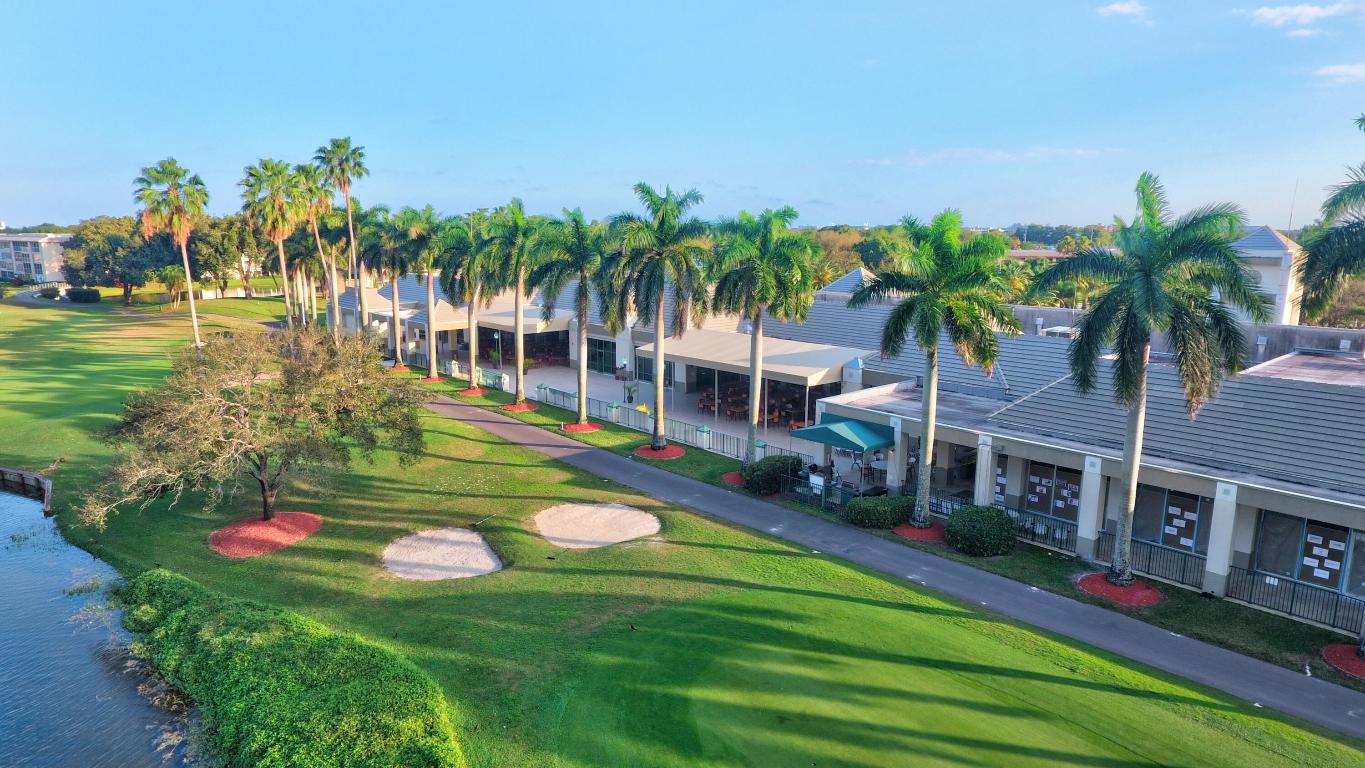 WYNMOOR VILLAGE - Residential