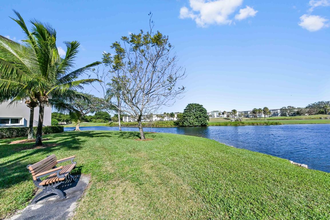 WYNMOOR VILLAGE - Residential